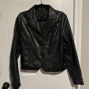 EUC Black leather jacket. Only tag says VeraPelle made in Italy.